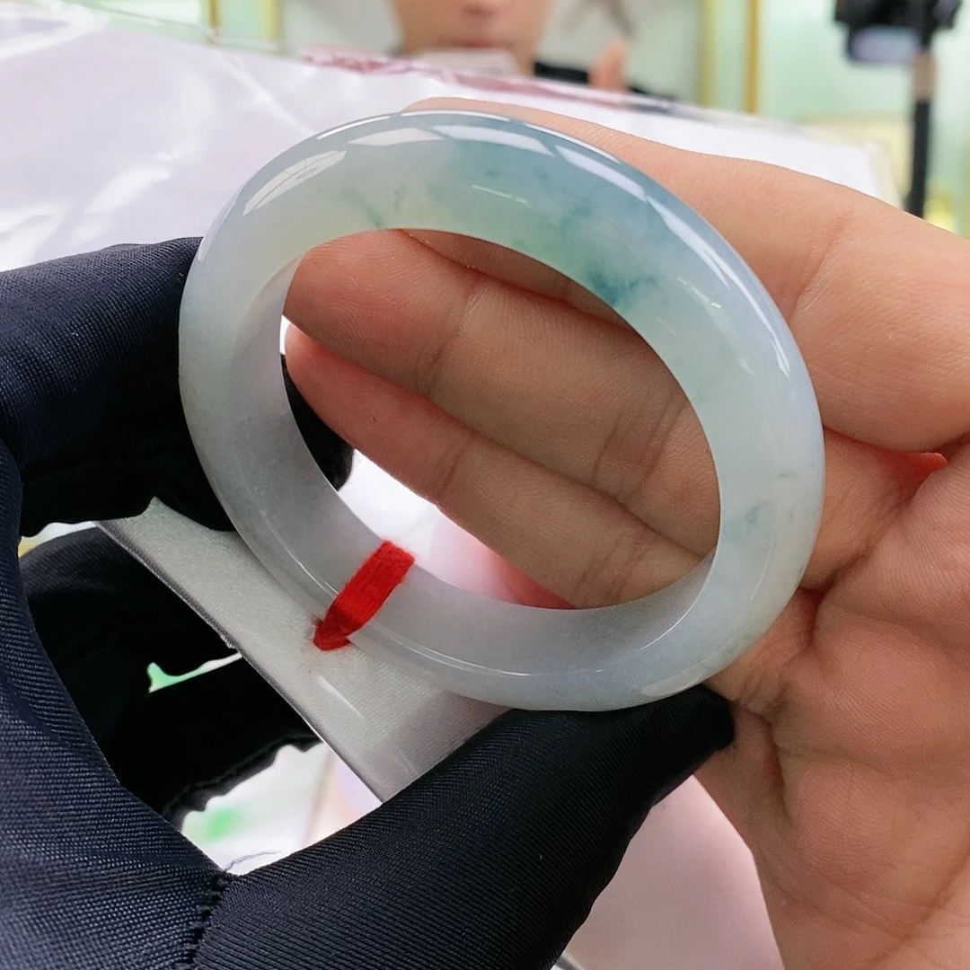 【闪购商品】未镶嵌手镯翡翠