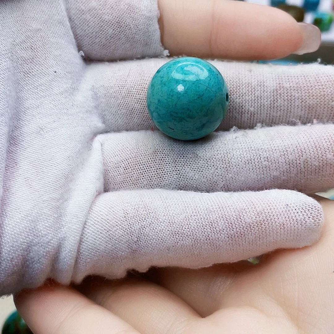 绿松石未镶嵌饰品