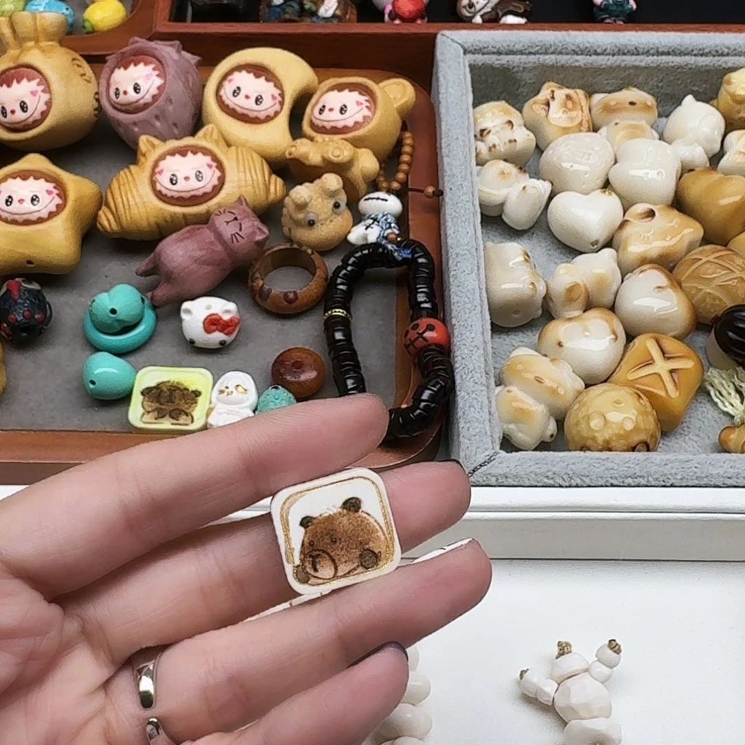 鹿角雕刻卡皮牌子文玩