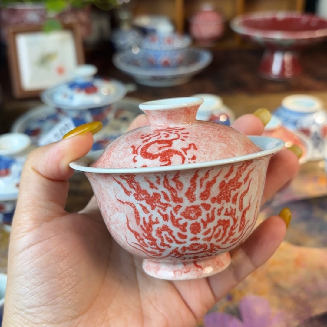 瓷青花手绘轻雨龙盖碗