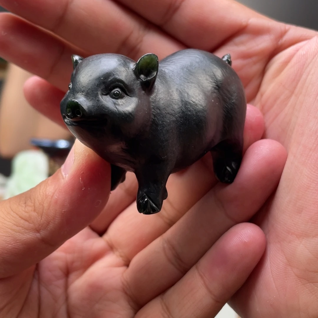 和田玉未镶嵌把件