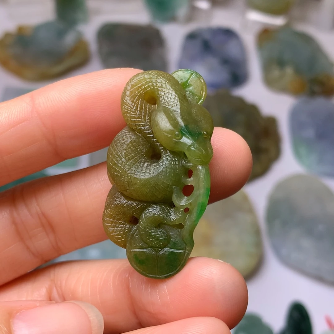 定制翡翠未镶嵌翡翠