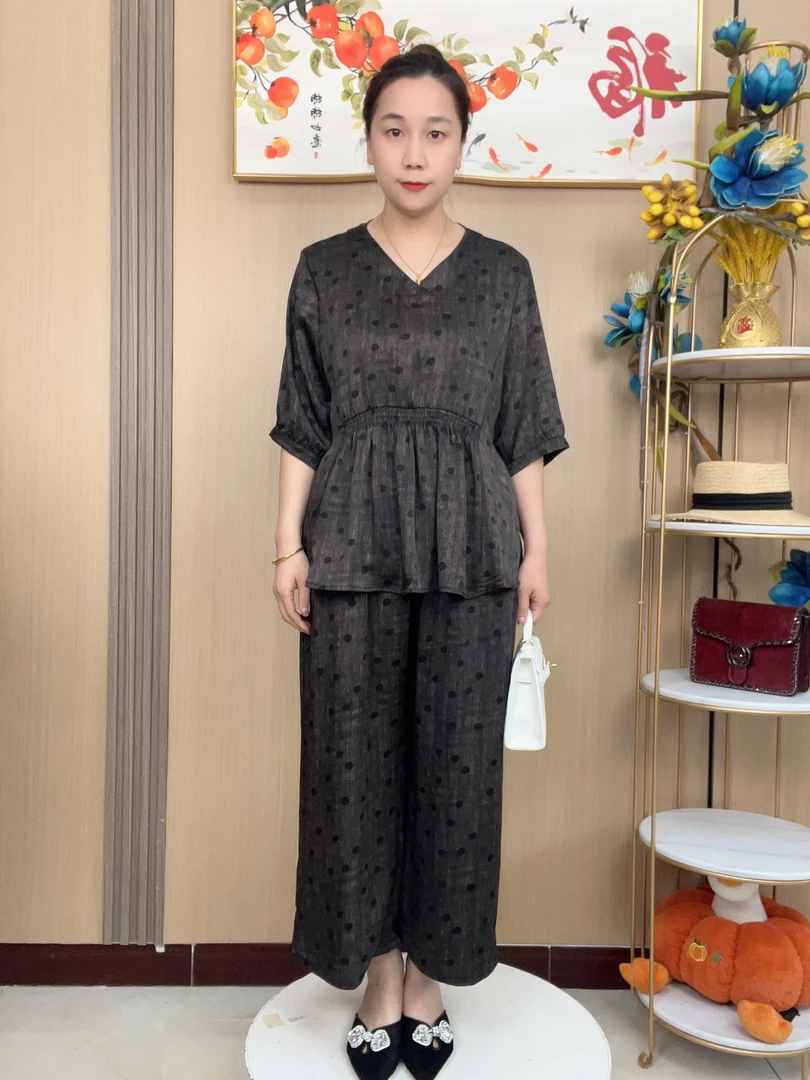 【加肥加大】2025新款200斤妈妈装宽松两件套洋气大码遮肚显瘦体恤