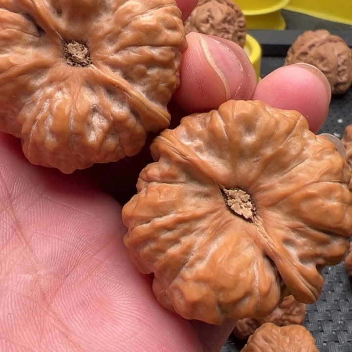 ঞ***酒核桃文玩核桃文玩核桃