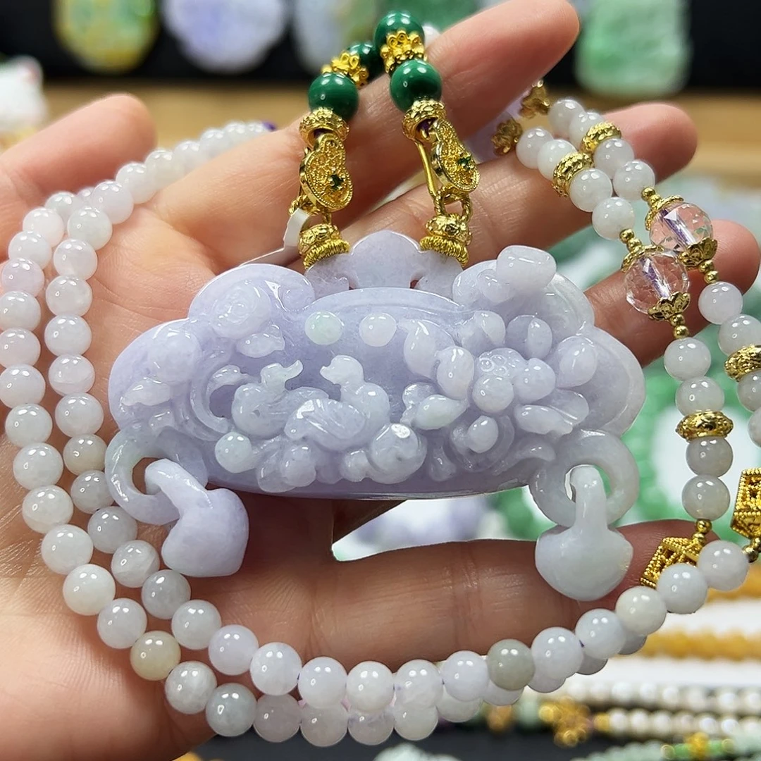 翡翠未镶嵌颈饰吊坠