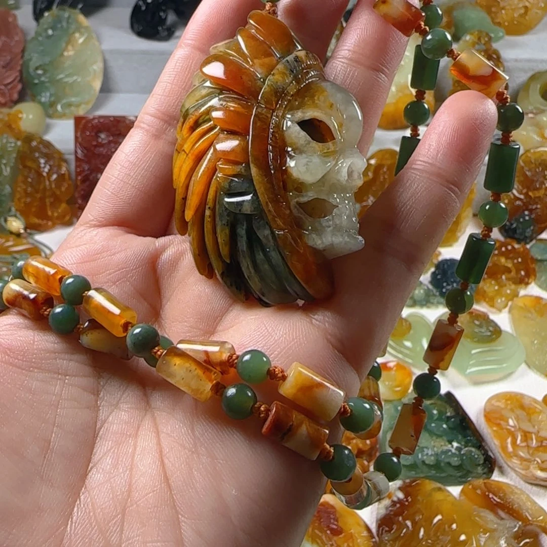 蛇纹石玉颈饰未镶嵌?***润