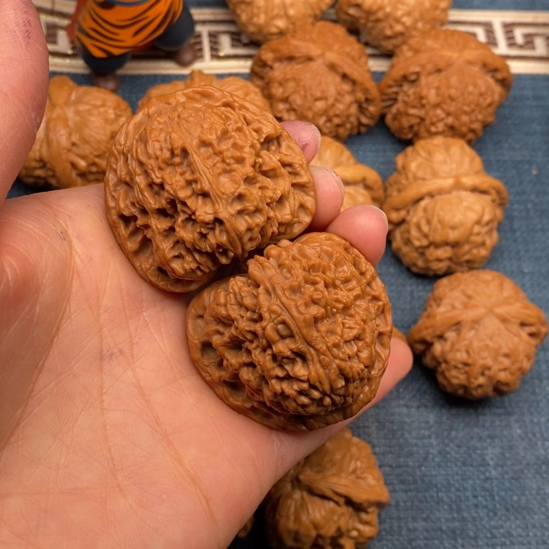 文玩核桃把件?42全品南疆