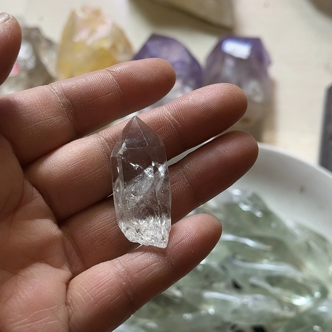 天然水晶原石未镶嵌水晶