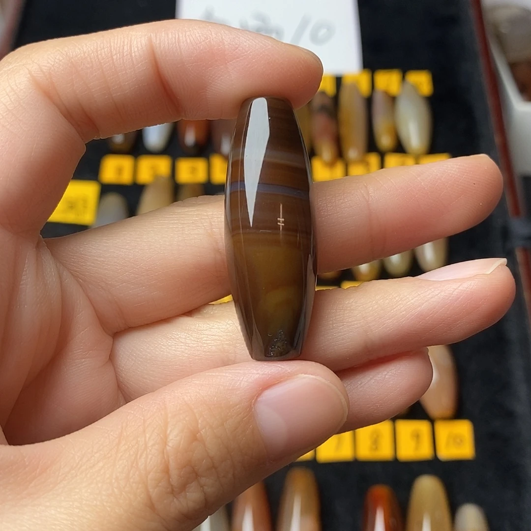 䨇***笙玛瑙/玉髓未镶嵌颈饰