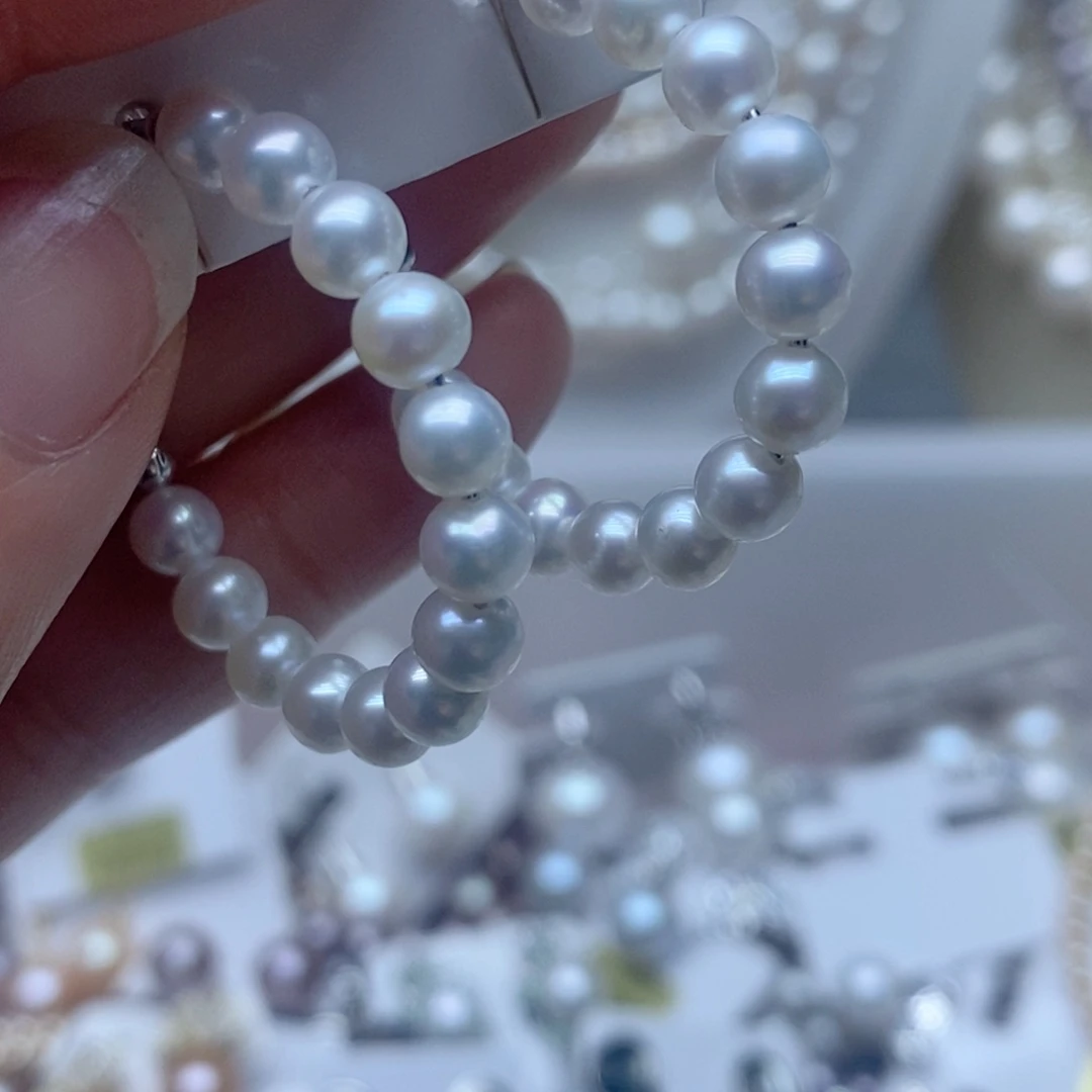 银S925镶嵌耳钉淡水珍珠