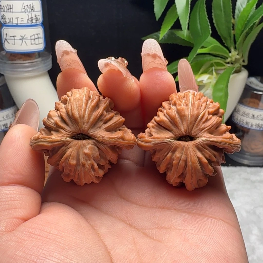 把件文玩核桃全品红皮四座楼40