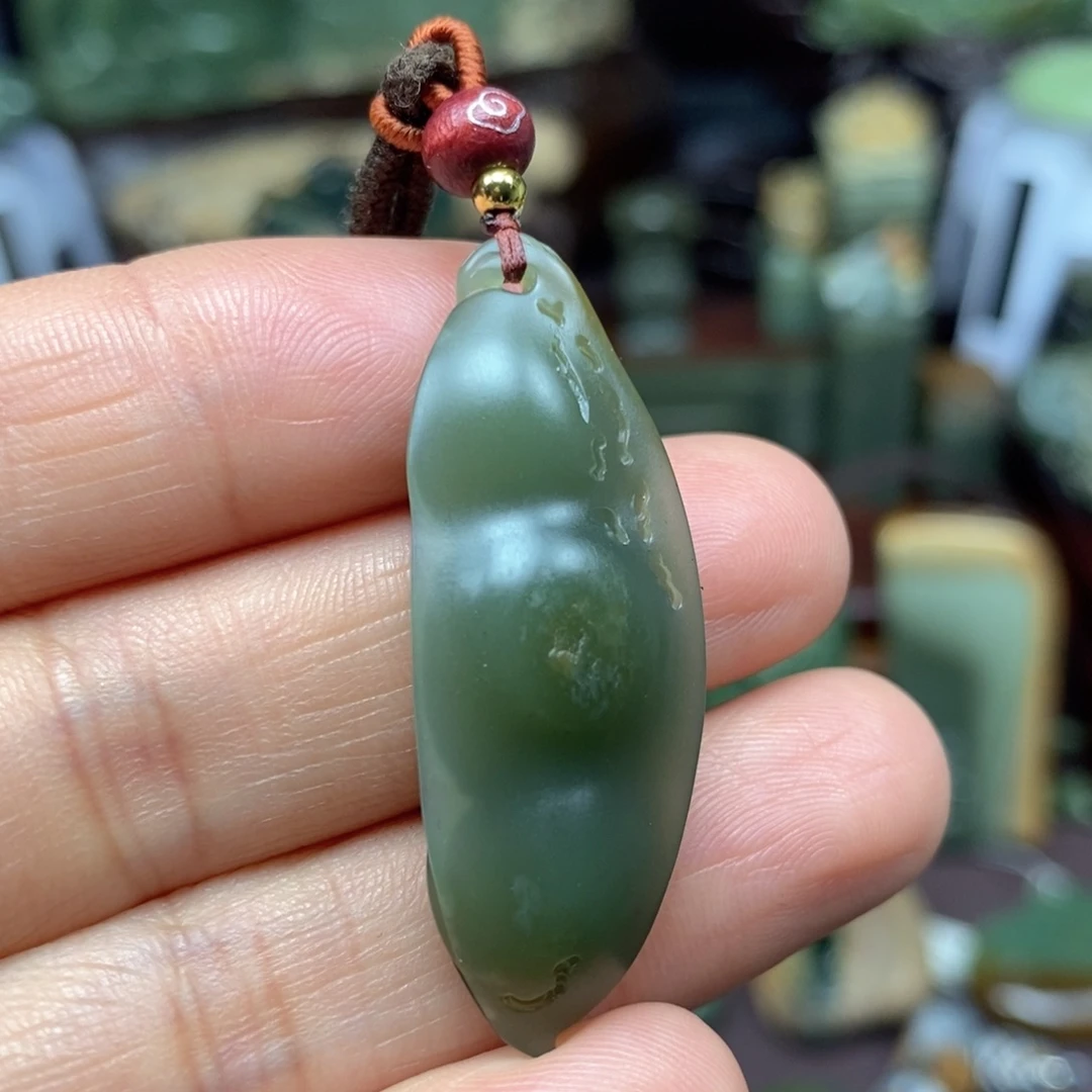 岫岩老玉（透闪石质玉）未镶嵌把件