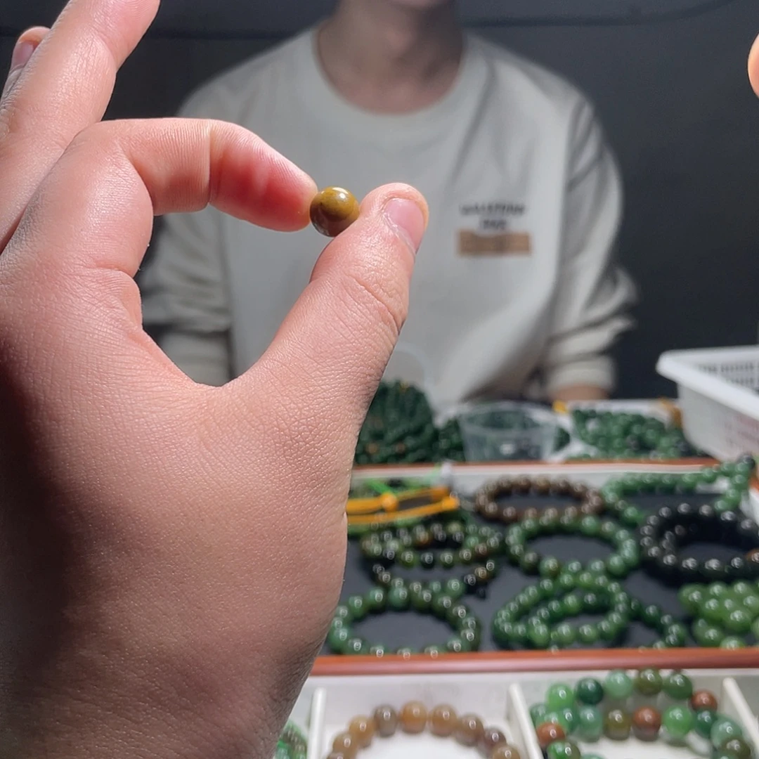 和田玉（碧玉）未镶嵌珠宝半成品