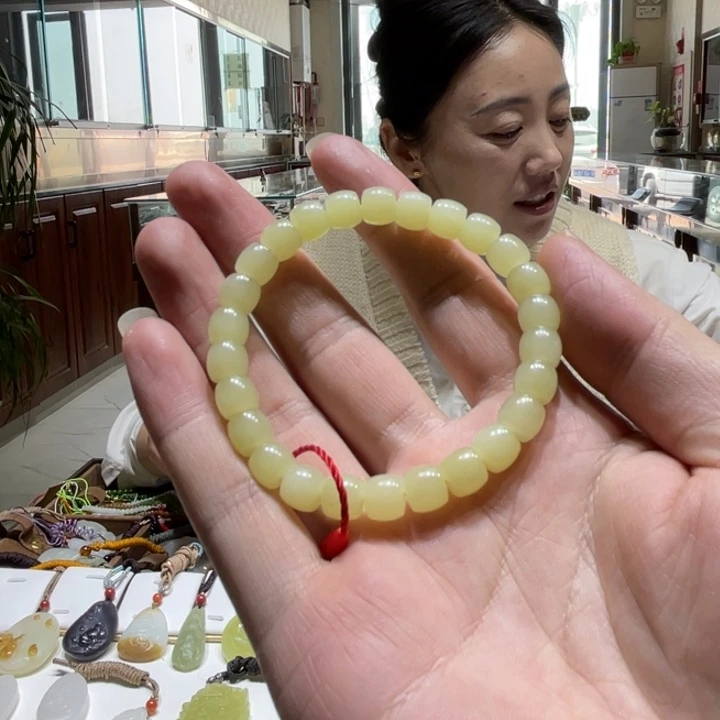 和田玉未镶嵌手串