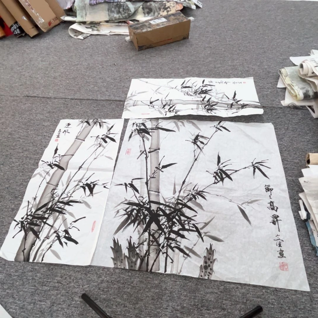 国画文生老师作品三张