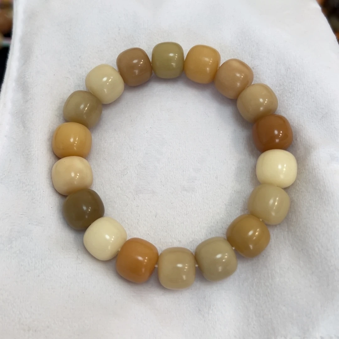 J***s菩提根/象牙果吊坠955奶咖微瑕