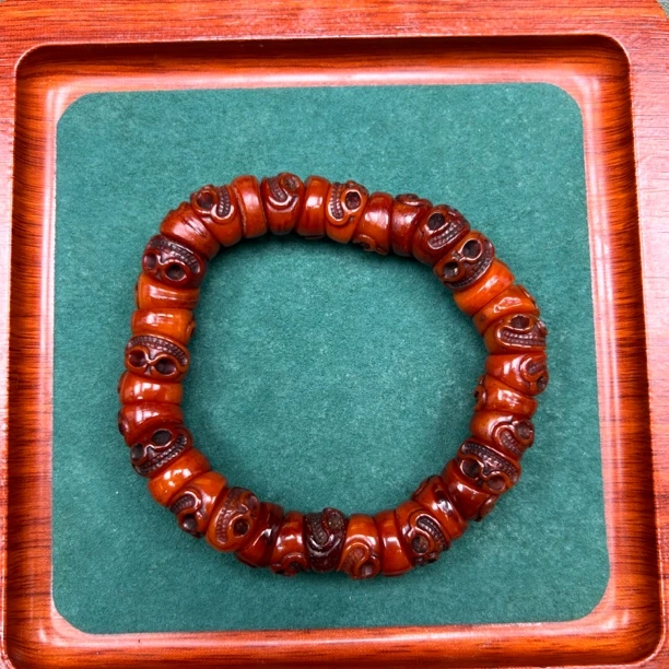 藏式高端骨质阿呆手串