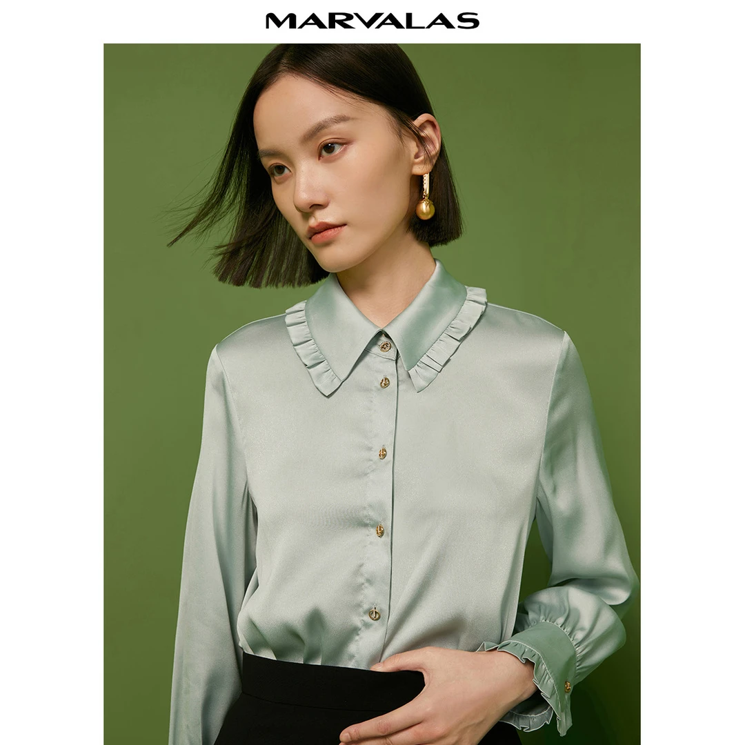 【曼德诗】衬衫女春季缎感顺滑衬衣系带翻领简约造型感上衣M33128