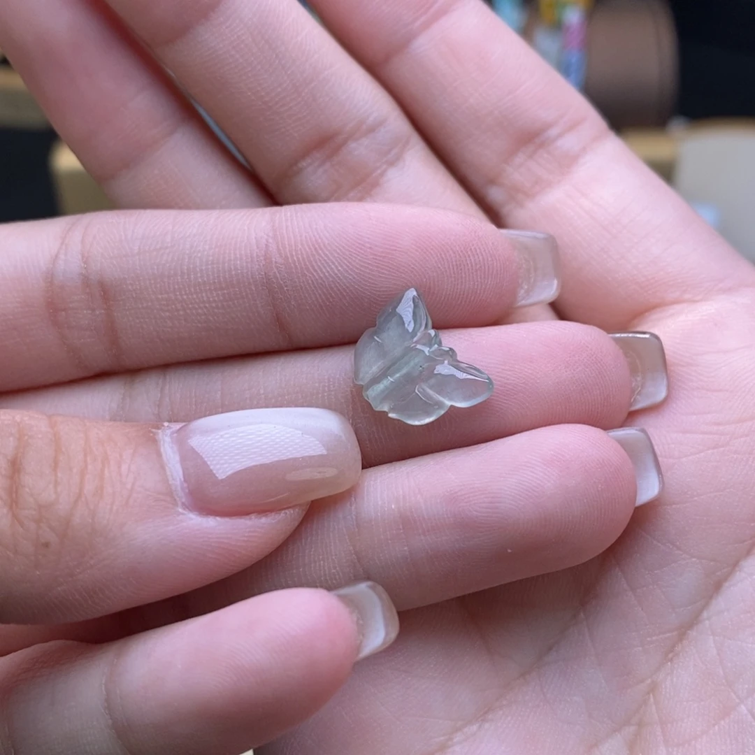 颈饰未镶嵌翡翠15704