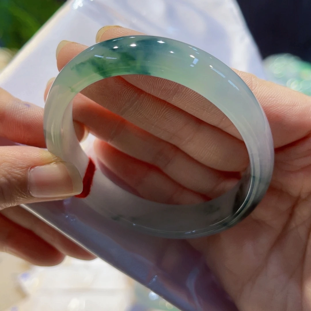 翡翠手镯未镶嵌56.4贵妃