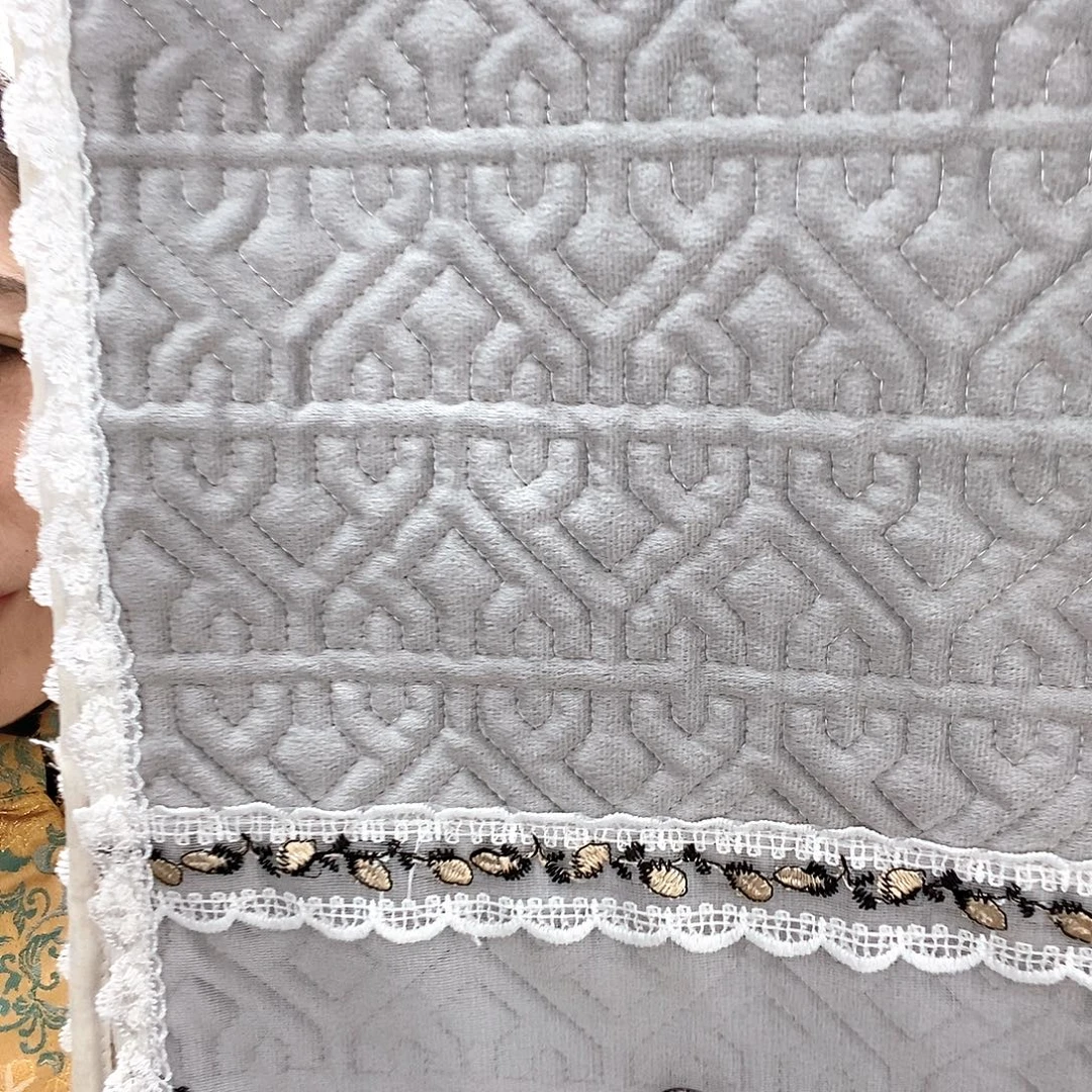 鹅绒雪尼尔330两个灰色