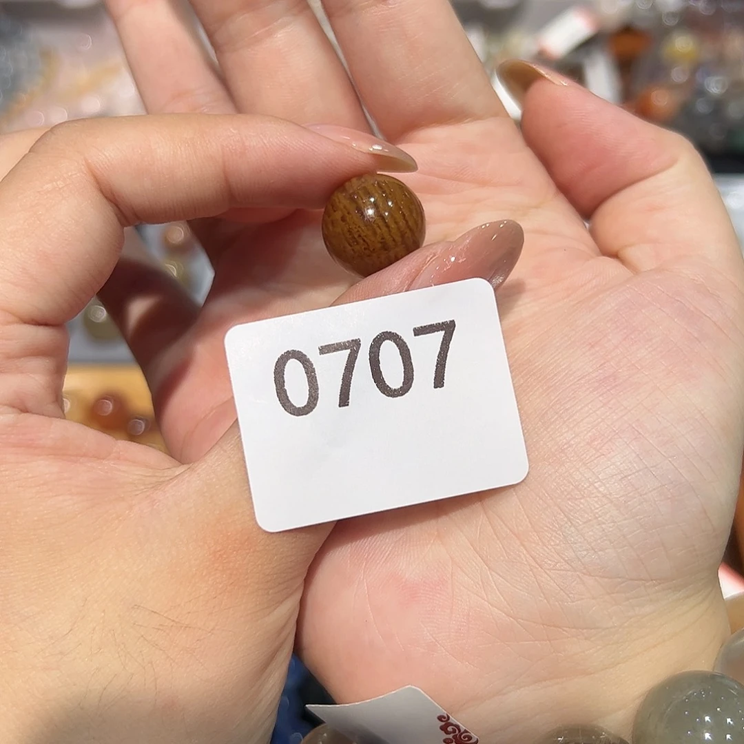 大型摆件（非配饰）未镶嵌水晶