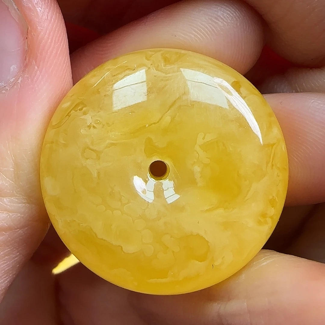 蜜蜡未镶嵌珠宝奇石