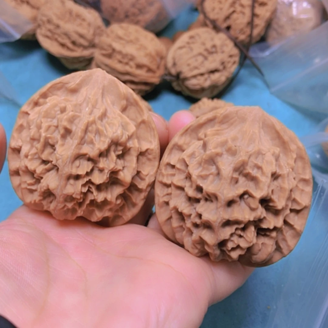 【闪购商品】摆件核桃48龙鳞修尖出油