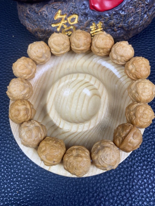 猴头雕刻蝉尊手串微瑕卡16 A055