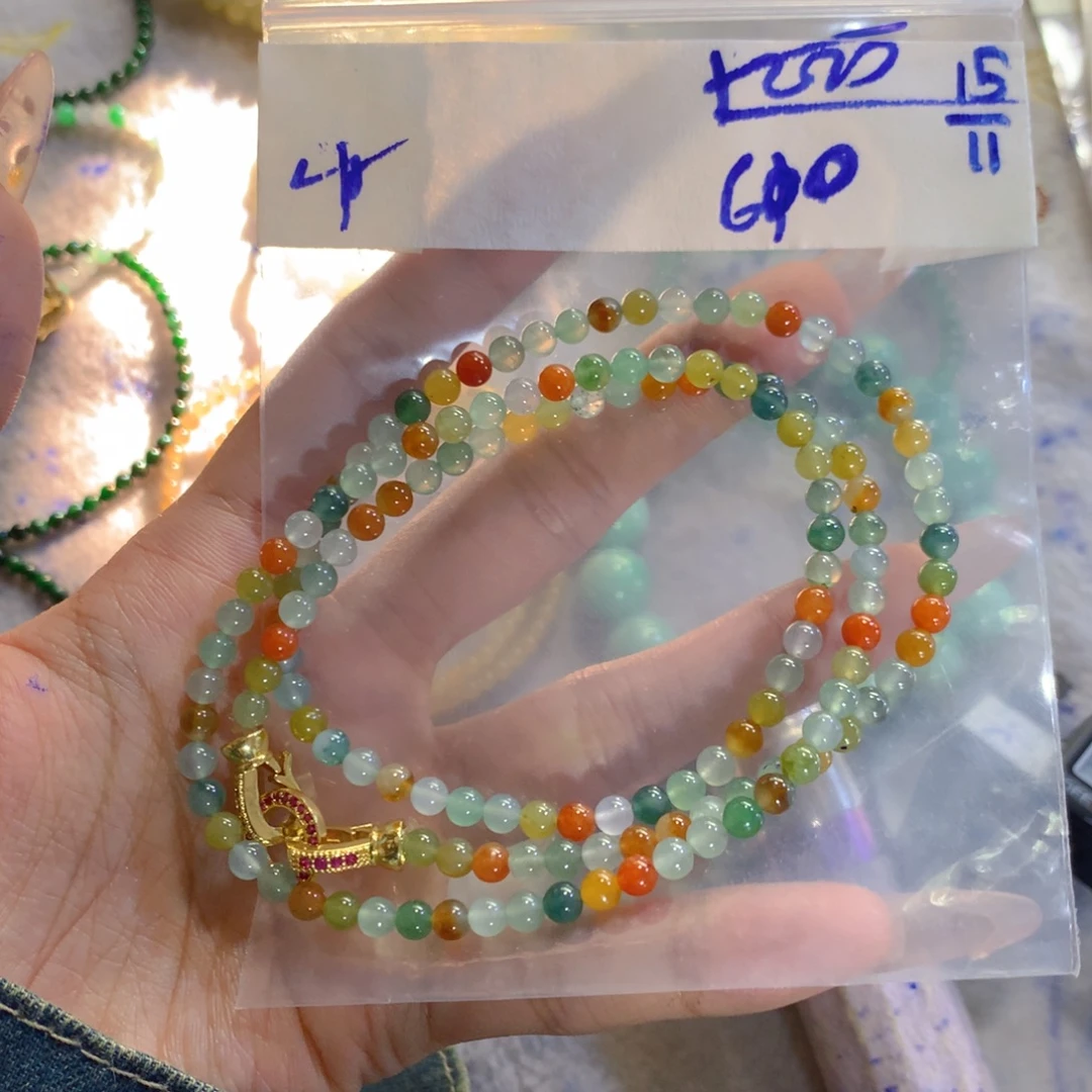 定制翡翠未镶嵌天然缅甸翡翠多样性