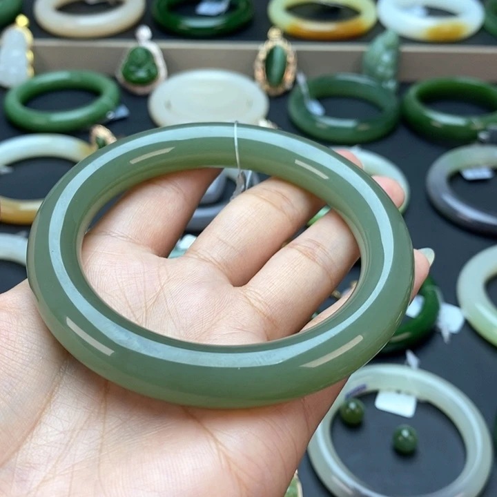 未镶嵌手镯和田玉明***好