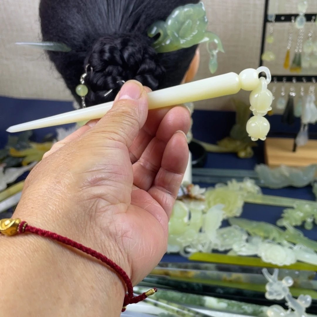 蛇纹石玉未镶嵌发饰