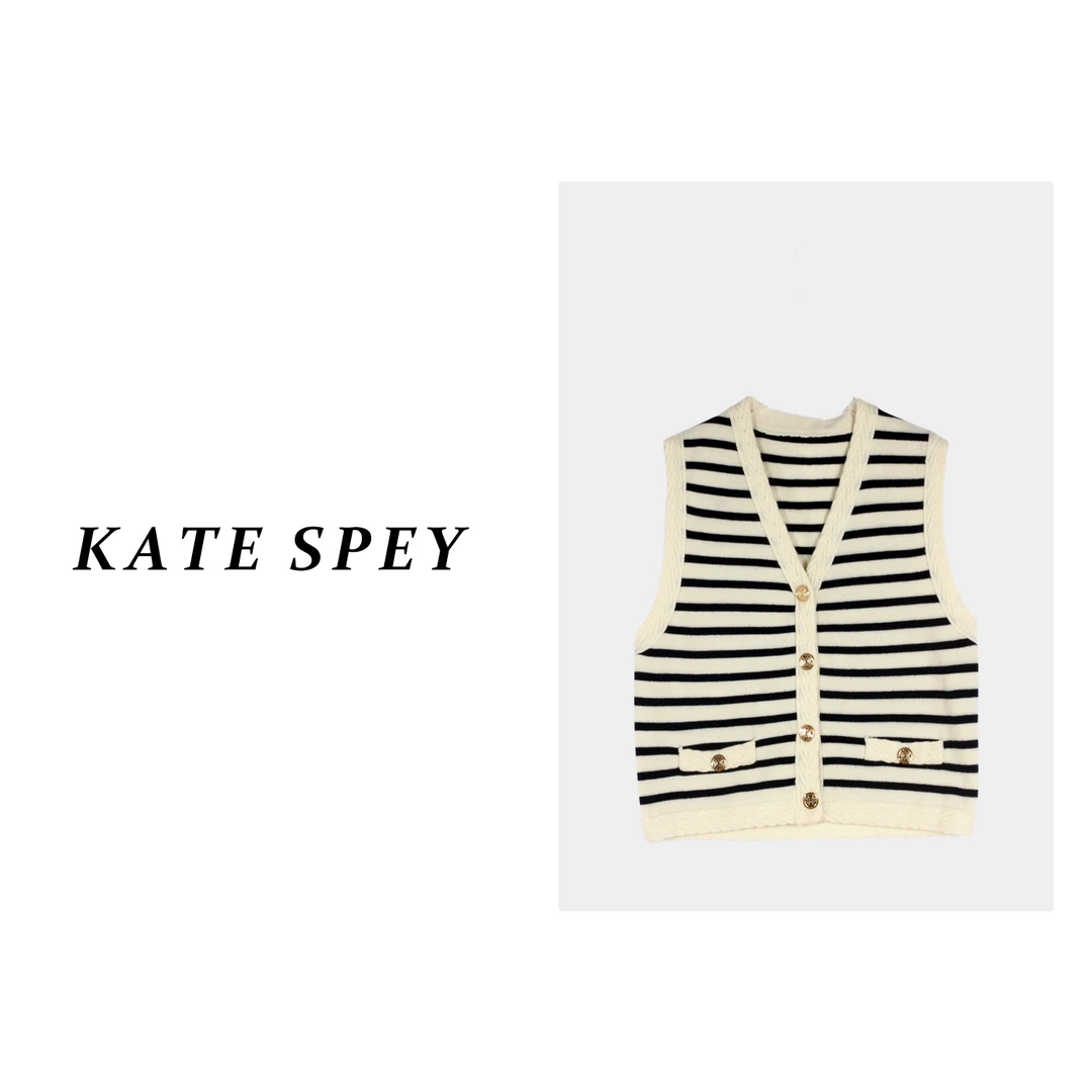 114#法式黑白条纹金属扣毛针织马甲开衫