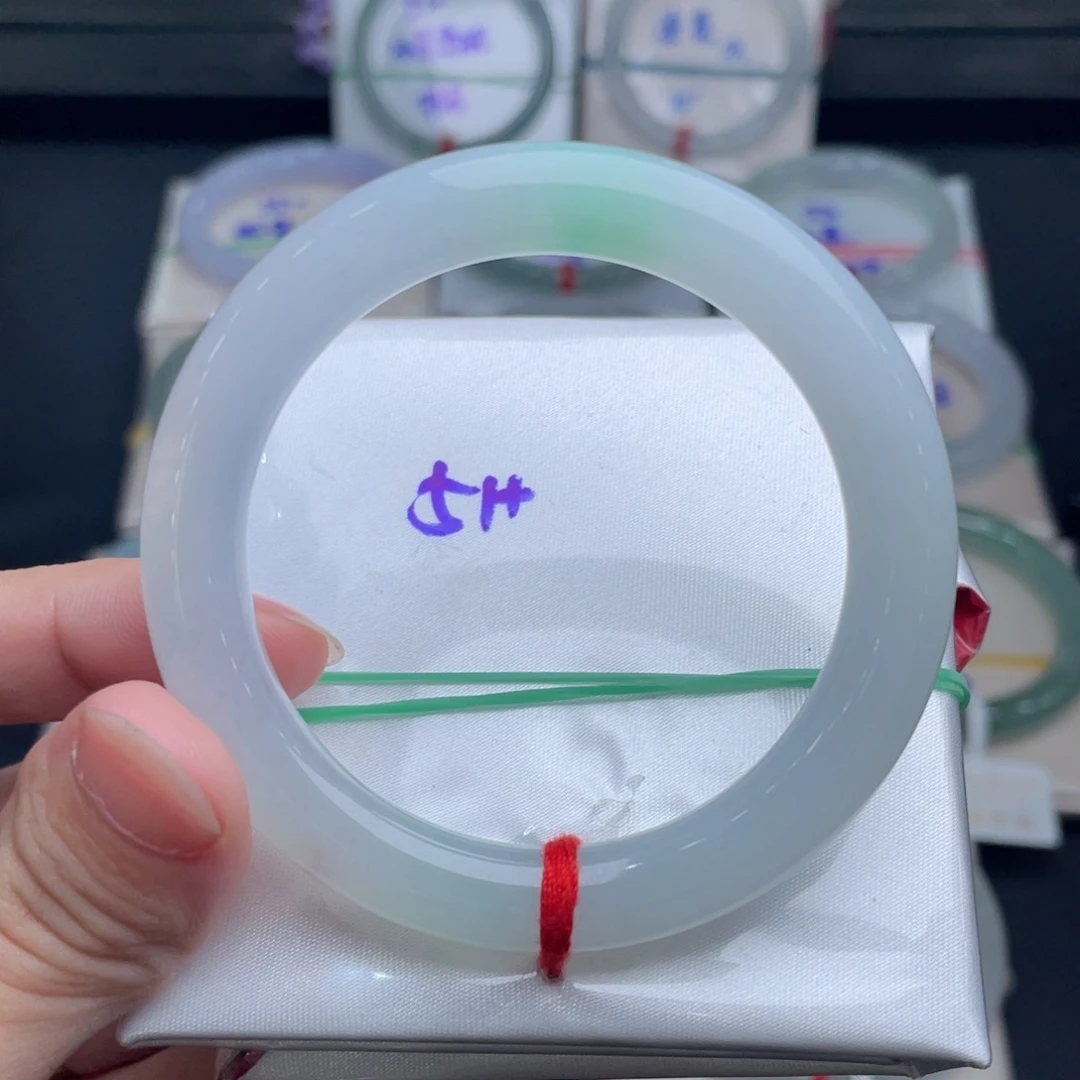 翡翠未镶嵌手镯翡翠手镯