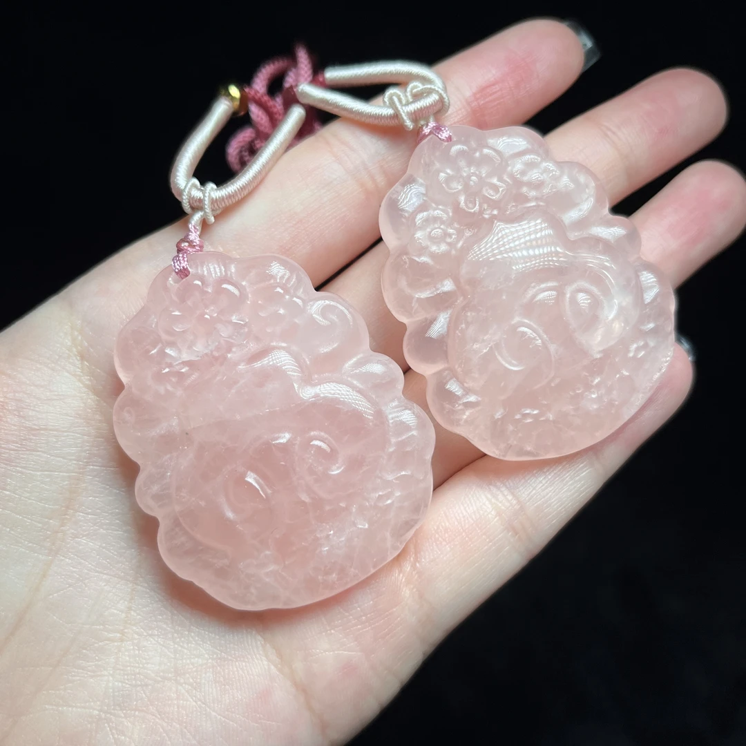 心曼尼【馨姐宠粉】九尾狐吊坠 约45*37*12mm 多样性发一 ZC0200113
