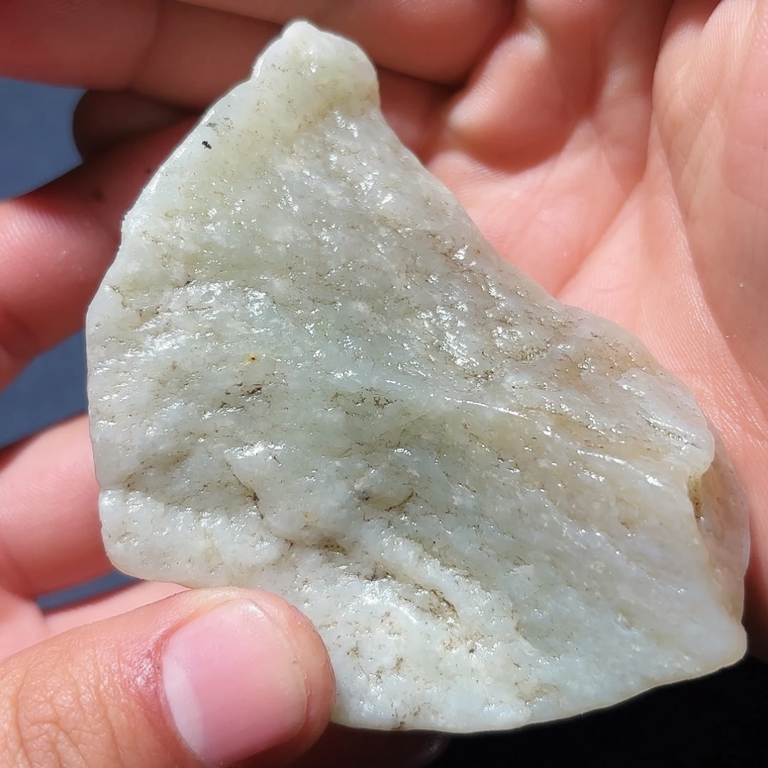 和田玉未镶嵌珠宝奇石