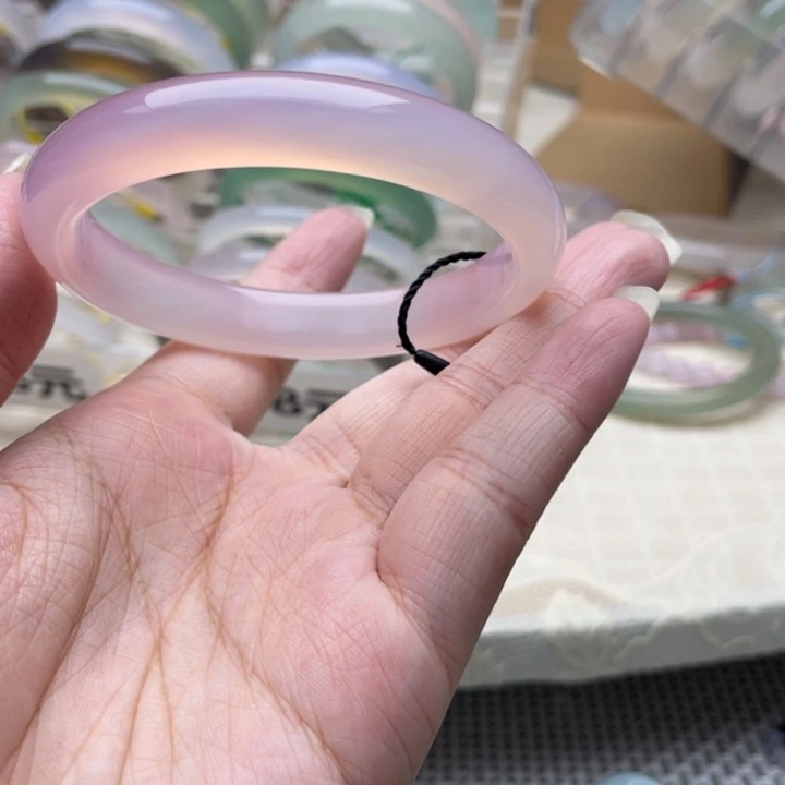 玛瑙/玉髓未镶嵌手镯57圈口