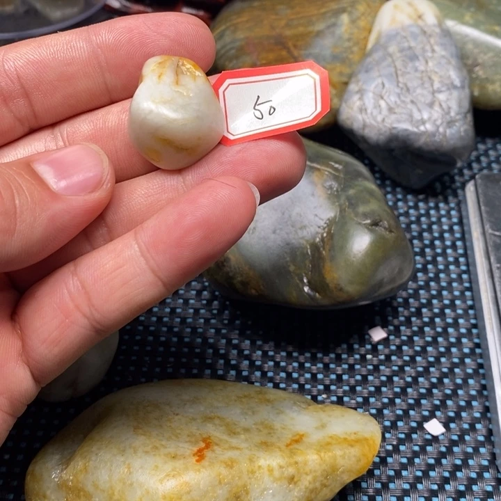 未镶嵌和田玉把件50