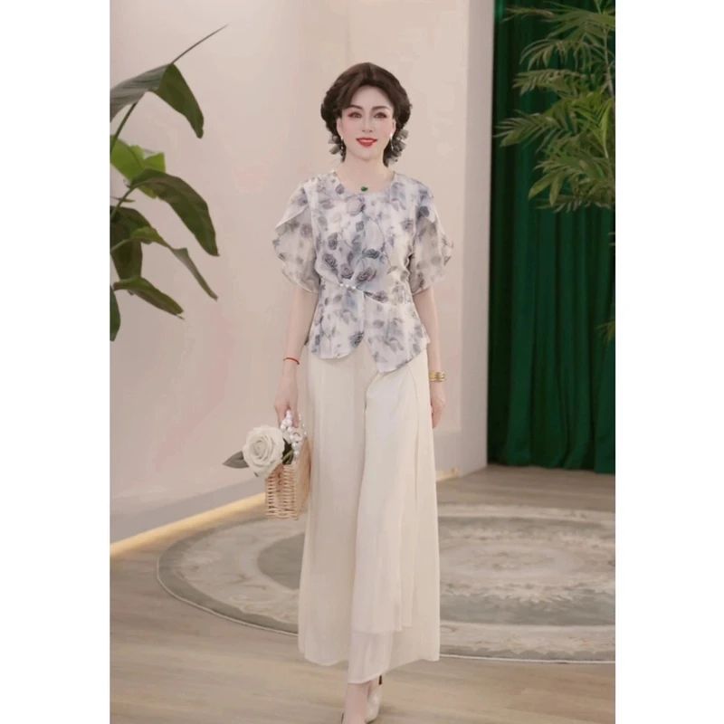 妈妈装夏装薄款时尚两件套气质中老年女装中年洋气小衫上衣套装