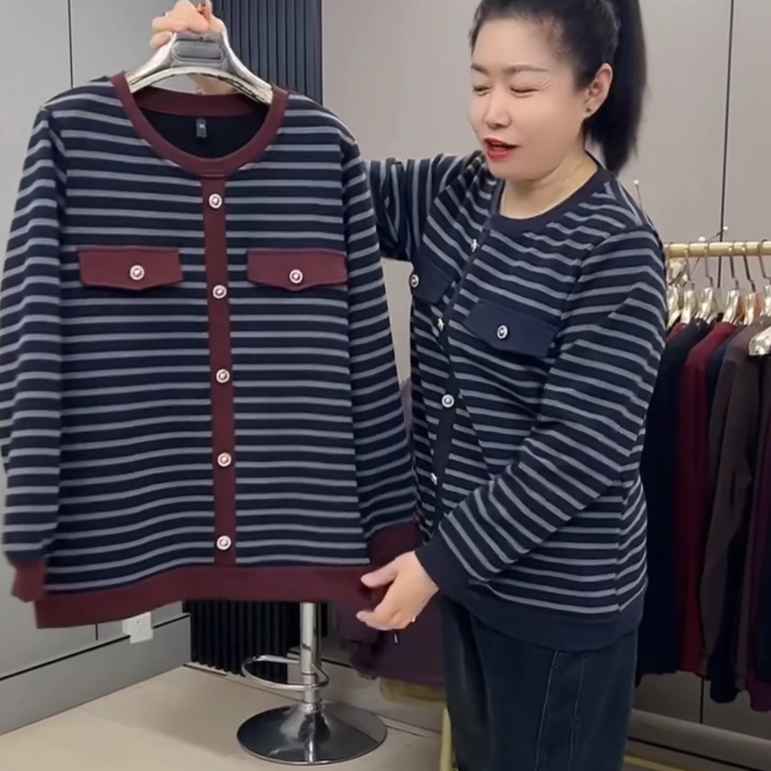 1706梵#大码秋冬加厚圆领条纹中老年女装宽松显瘦百搭长袖上衣