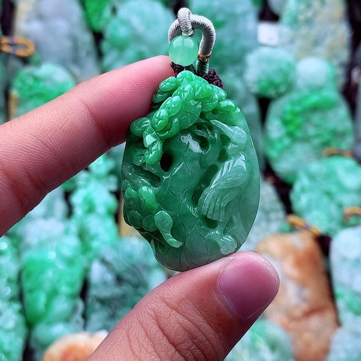 翡翠吊坠(不含链)未镶嵌