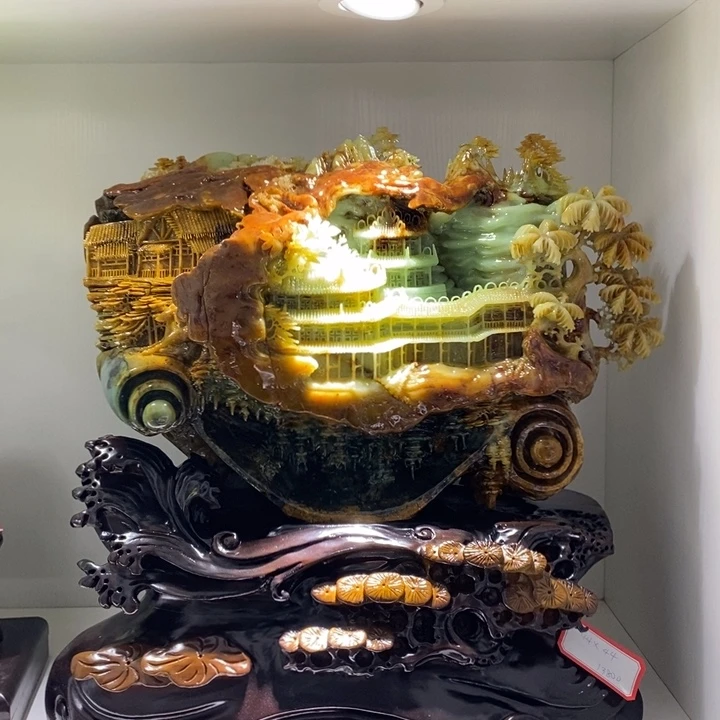 未镶嵌蛇纹石玉（覆膜）珠宝奇石