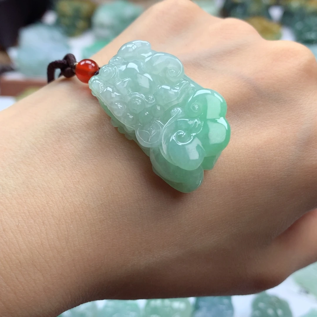 翡翠未镶嵌颈饰翡翠吊坠18