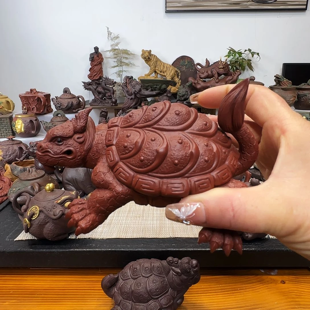 紫砂茶壶冷*冷蓄势待发