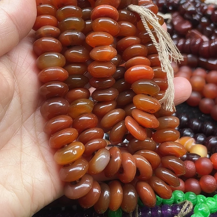 茹***妍玛瑙/玉髓未镶嵌颈饰