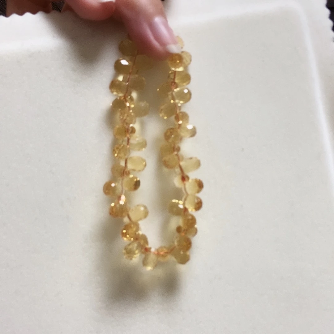 水晶手串未镶嵌简单