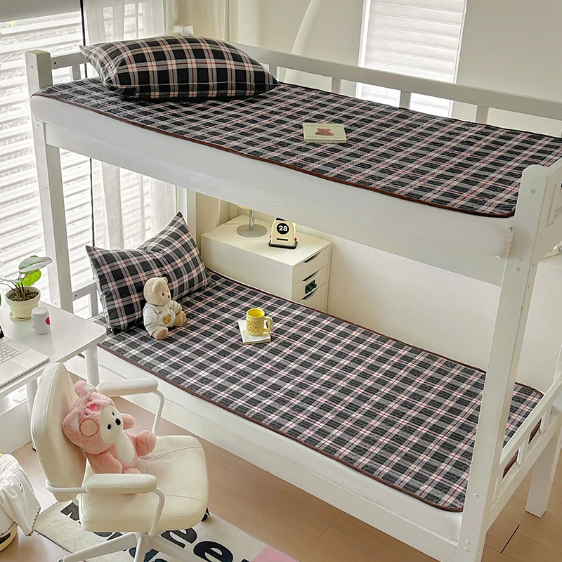 【学生宿舍单床盖】大学生寝室褥子四季通用90*200床盖绗缝田园风垫