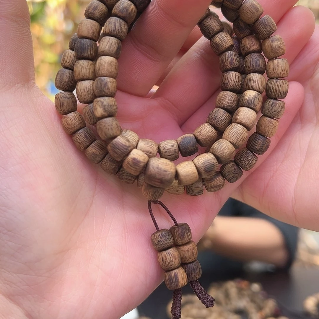 沉香手串陆河卡7，19克多样性发货一条