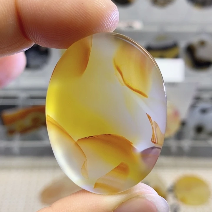 玛瑙/玉髓颈饰未镶嵌