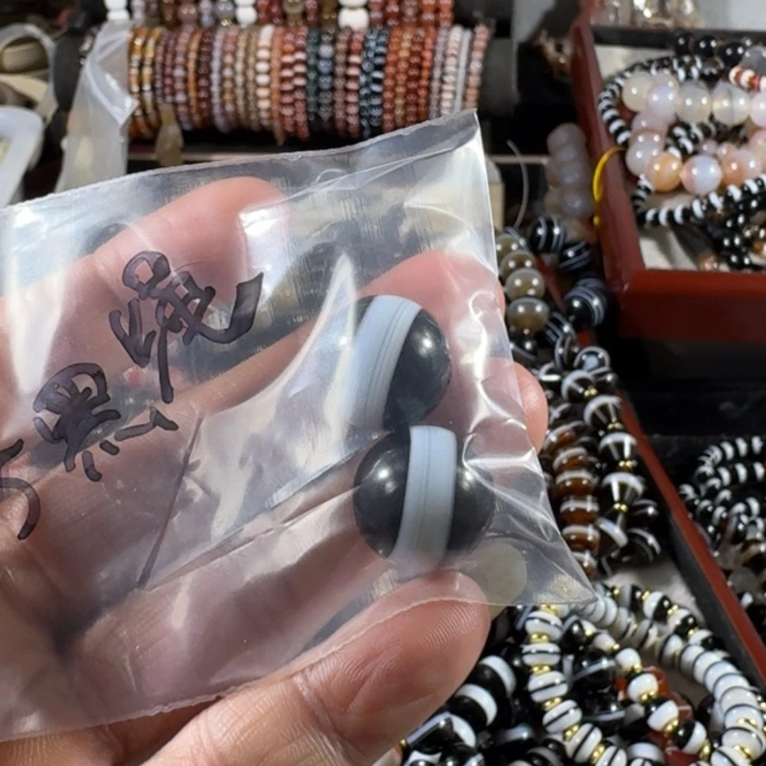 玛瑙/玉髓珠宝奇石未镶嵌北****手